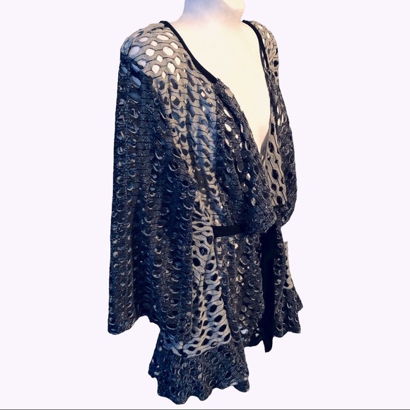 Lily by Firmiania Babydoll style top that ties🌸 - Picture 3 of 8